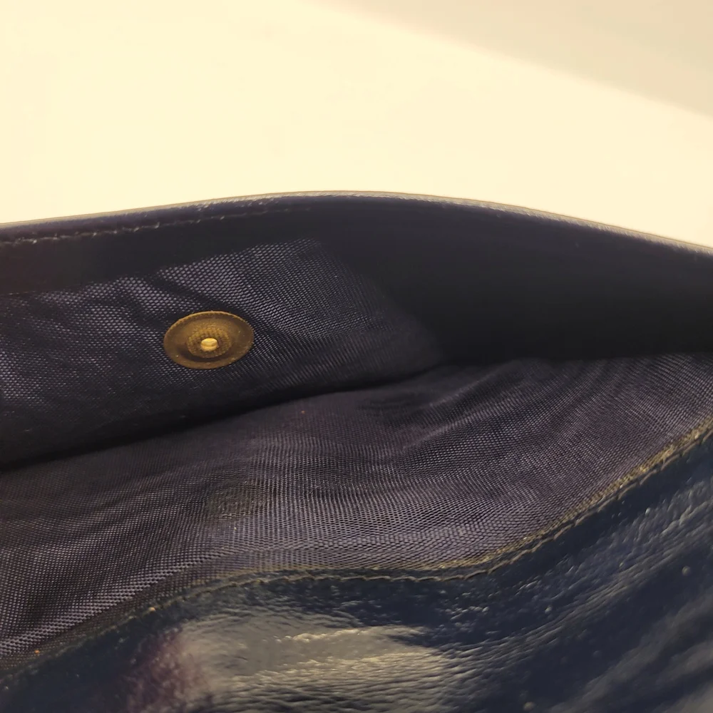 Gucci Blue Leather Wallet with Gold Logo - Picture 5 of 7